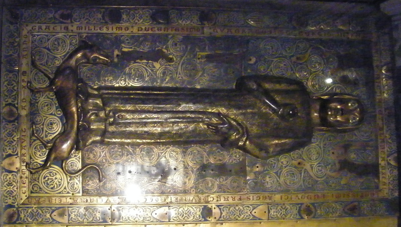 France Paris - St Denis Blanche de France 1243 tomb 1250